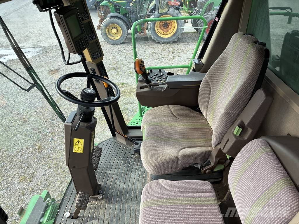 John Deere 9880 i STS Maaidorsmachines