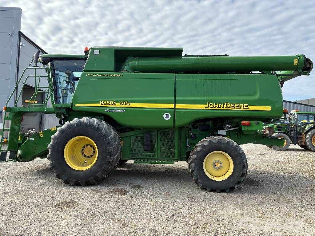 John Deere 9880 i STS Maaidorsmachines