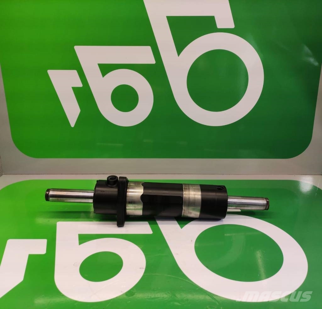 CAT TH 330B Steering Assist Cylinder Wysięgniki i ramiona