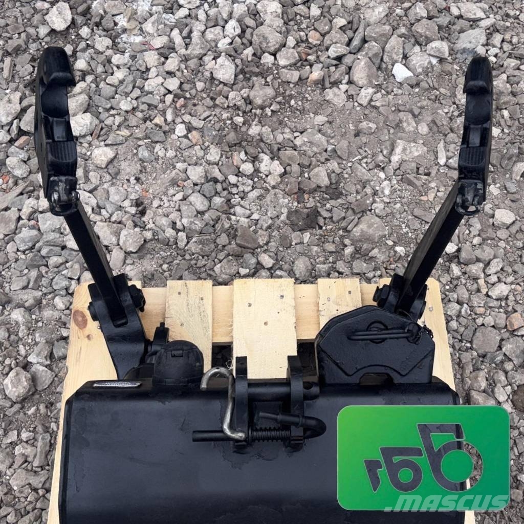New Holland T6.125 Front linkage 38048705 Zuidberg Saseler
