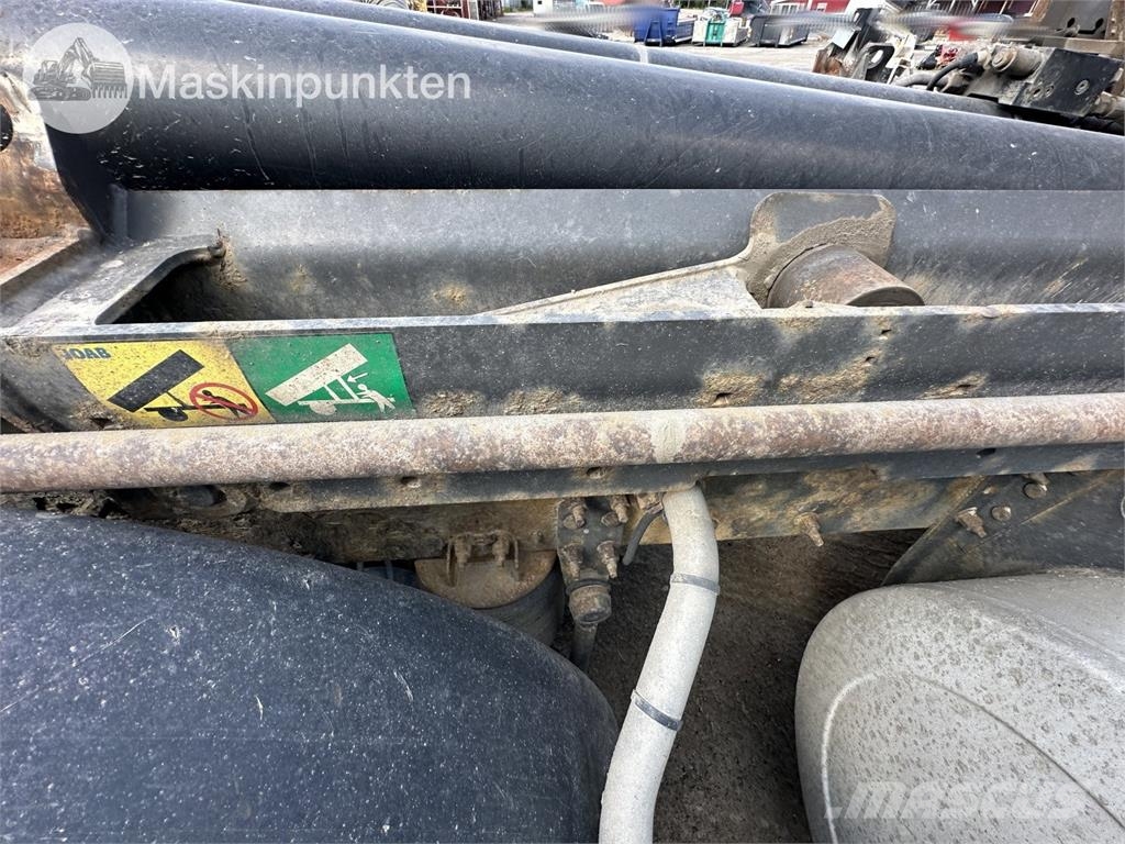 Volvo FM 8X4 Camiones polibrazo