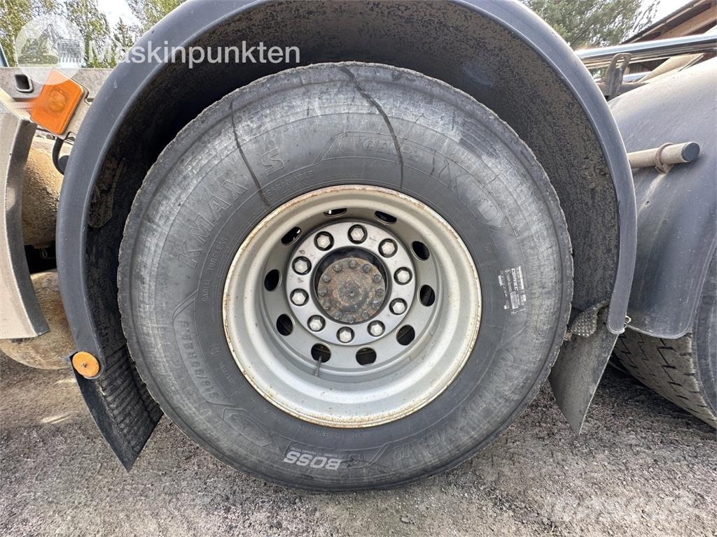 Volvo FM 8X4 Camiones polibrazo
