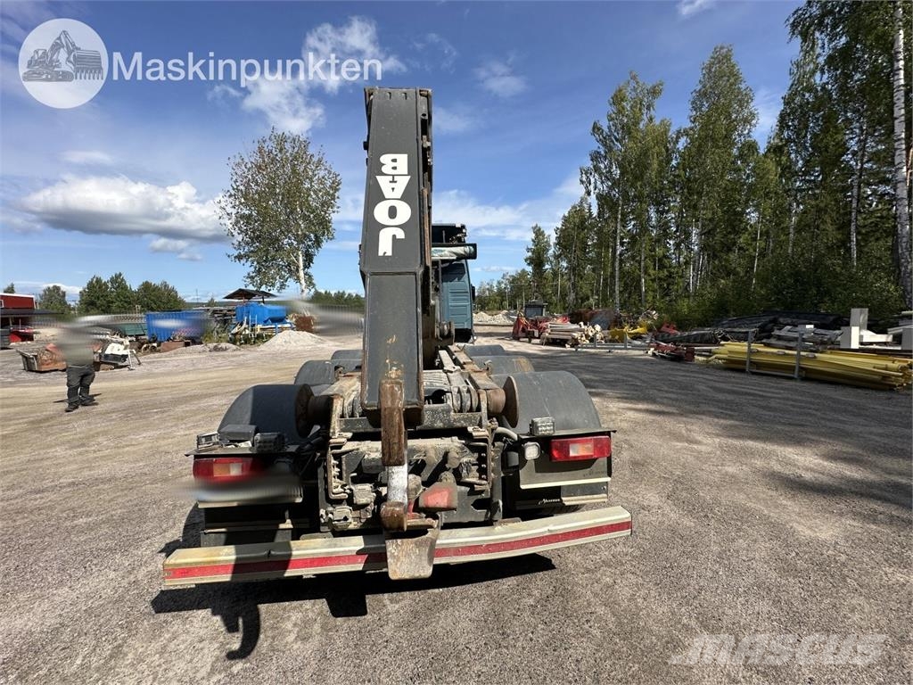 Volvo FM 8X4 Camiones polibrazo