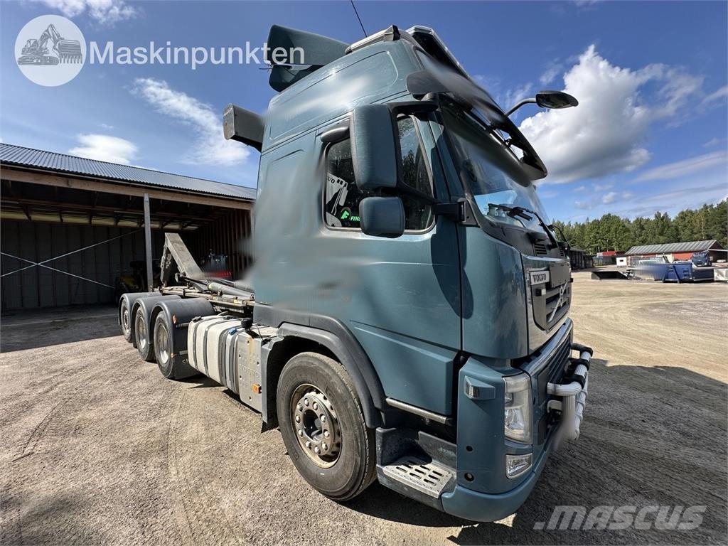 Volvo FM 8X4 Camiones polibrazo