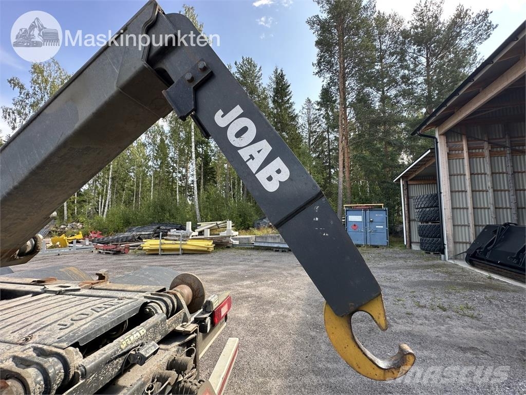 Volvo FM 8X4 Camiones polibrazo