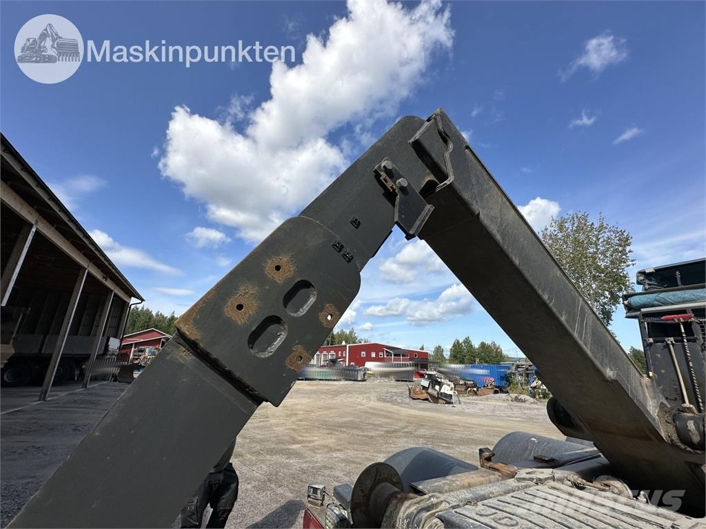 Volvo FM 8X4 Camiones polibrazo