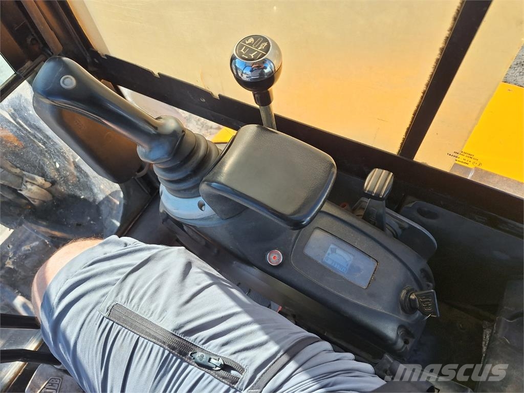 JCB 8035 ZTS Прочие фургоны