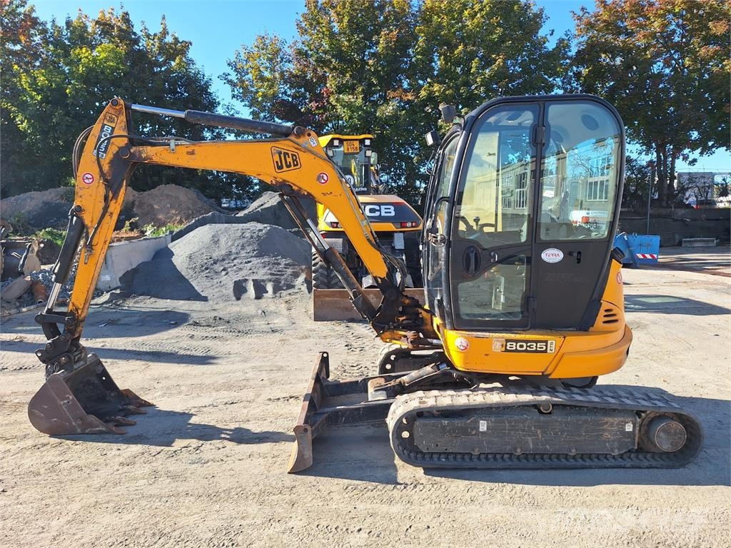 JCB 8035 ZTS Прочие фургоны