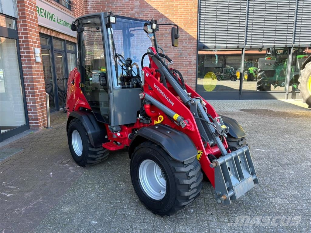 Weidemann 1390 Farm machinery