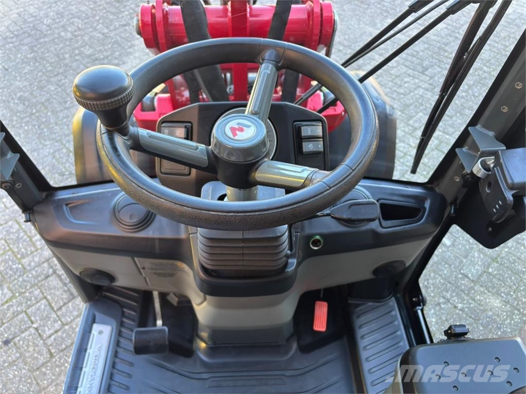 Weidemann 1390 Farm machinery
