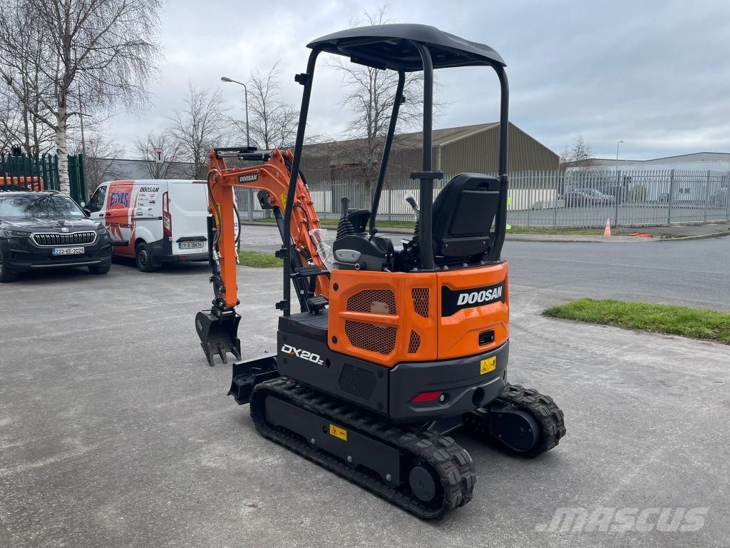 Develon DX 20 Z-7 حفارات صغيرة أقل من 7 طن (حفارات صغيرة)