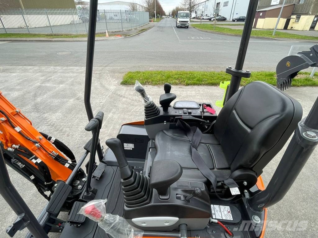 Develon DX 20 Z-7 حفارات صغيرة أقل من 7 طن (حفارات صغيرة)