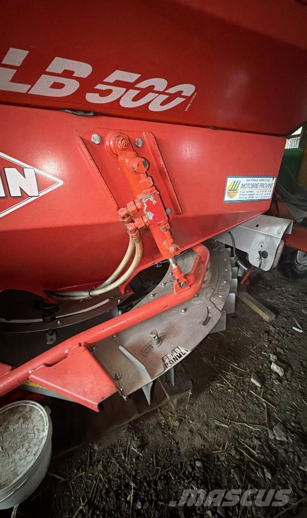 Kuhn Axera-M1102 Skystų trąšų purkštuvai
