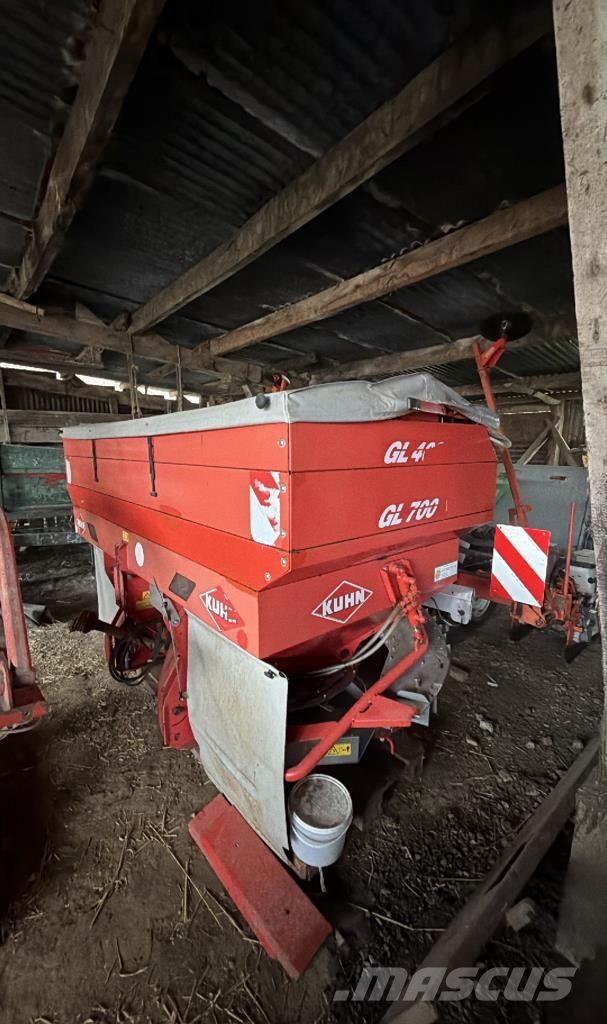 Kuhn Axera-M1102 Skystų trąšų purkštuvai