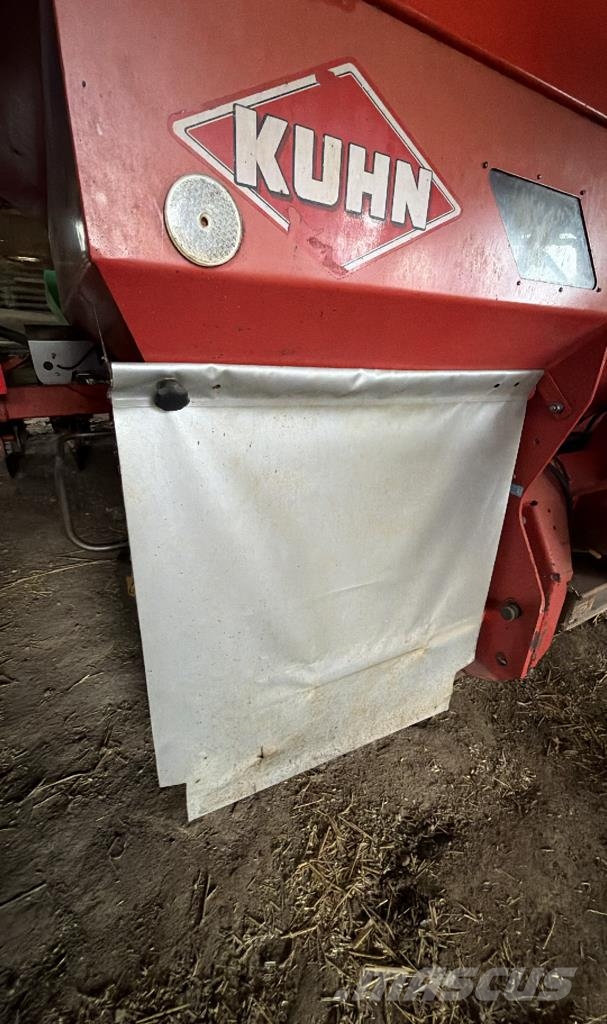 Kuhn Axera-M1102 معدات رش أسمدة