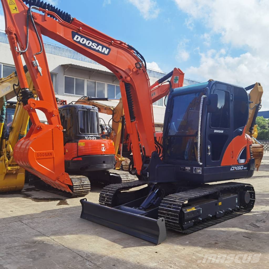 Doosan DX 60-9 C Mini excavatoare < 7t