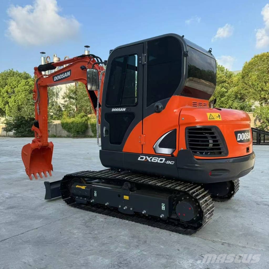Doosan DX 60-9 C Mini excavatoare < 7t