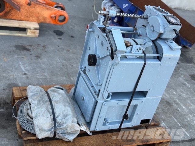 Rudolph WCIĄGARKA MECHANICZNA / WINCH Gilintuvai