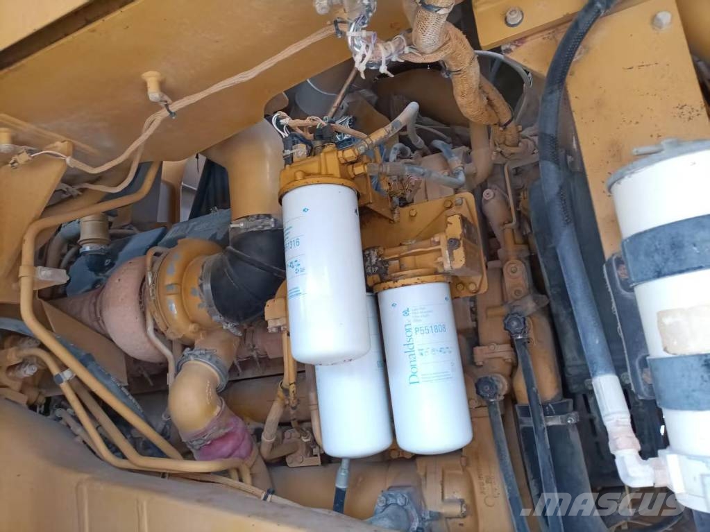 CAT 773 F Togi demperi