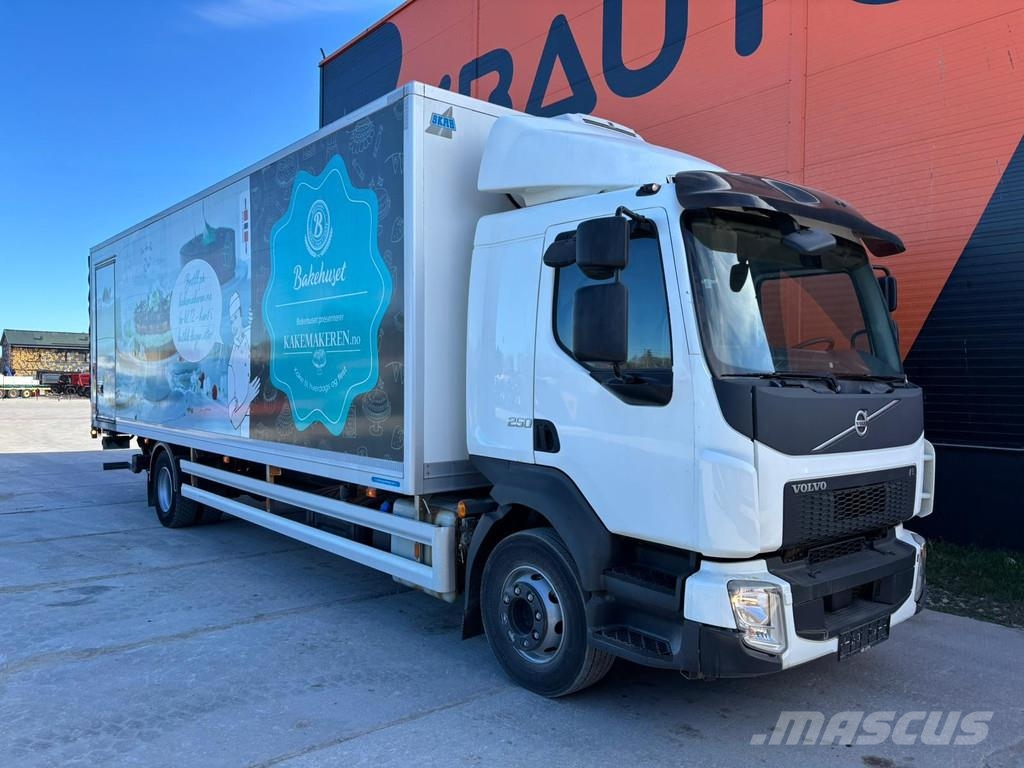 Volvo FL 250 4x2 THERMOKING V-100 Max / BOX L=8255 mm Kühlkoffer