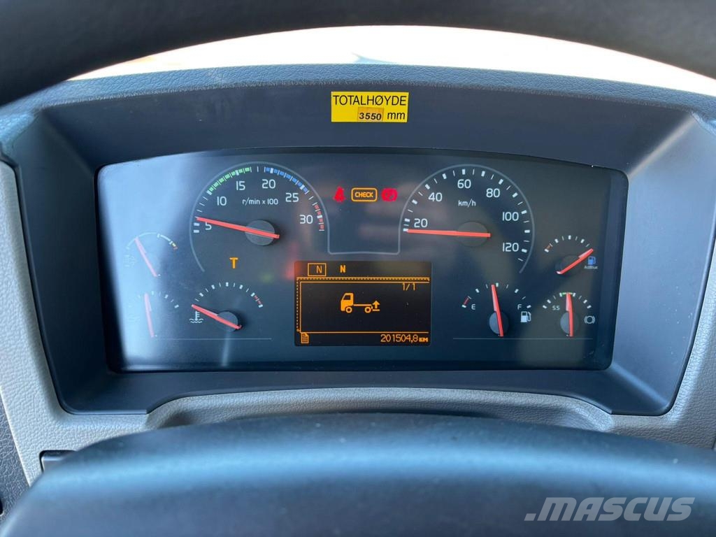 Volvo FL 250 4x2 THERMOKING V-100 Max / BOX L=8255 mm Kühlkoffer