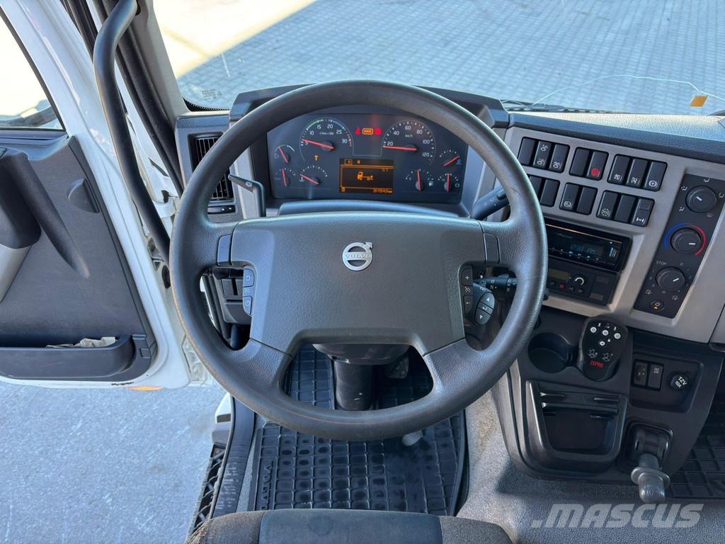 Volvo FL 250 4x2 THERMOKING V-100 Max / BOX L=8255 mm Kühlkoffer