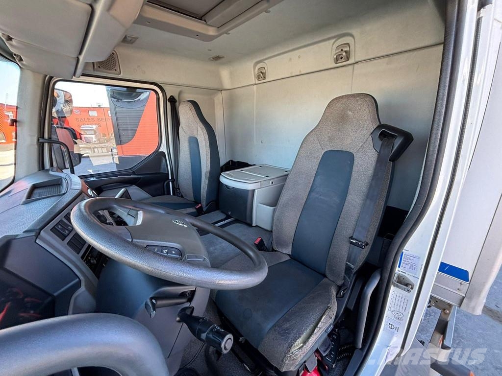 Volvo FL 250 4x2 THERMOKING V-100 Max / BOX L=8255 mm Kühlkoffer