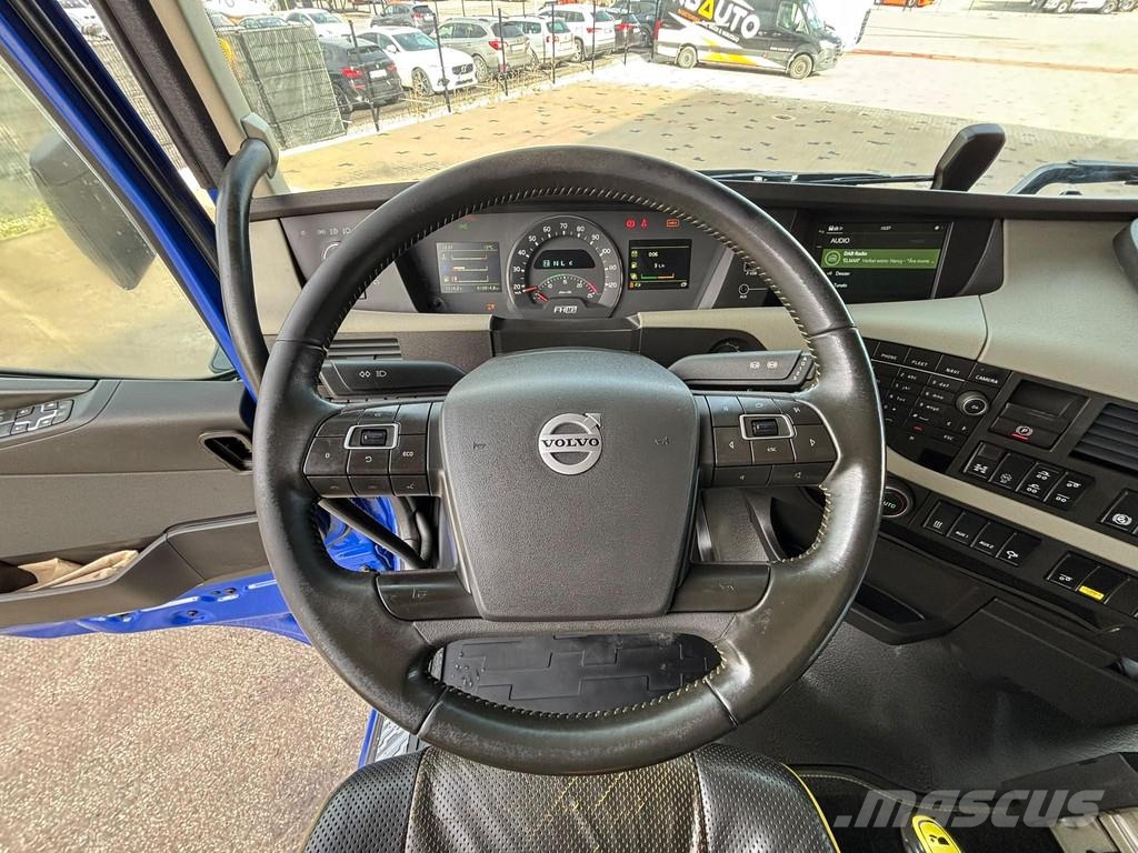 Volvo FH 16 650 6x4 RETARDER / TANDEM AXLE LIFT / BOX L= ダンプ