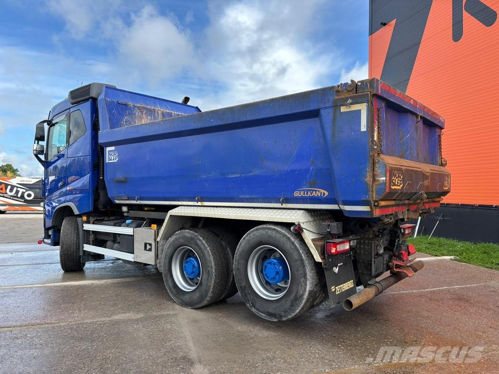 Volvo FH 16 650 6x4 RETARDER / TANDEM AXLE LIFT / BOX L= ダンプ