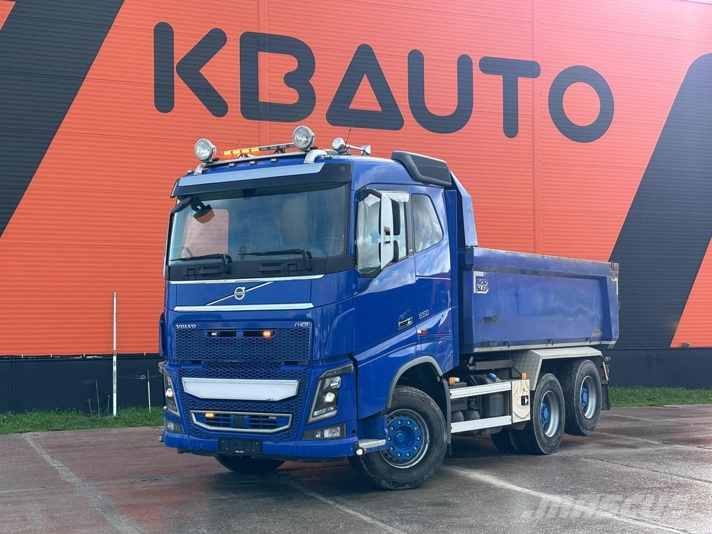 Volvo FH 16 650 6x4 RETARDER / TANDEM AXLE LIFT / BOX L= ダンプ