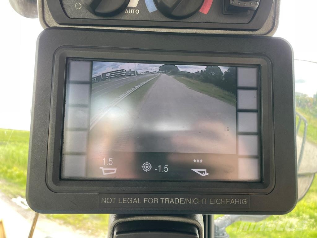 CAT 966M 轮式装载机