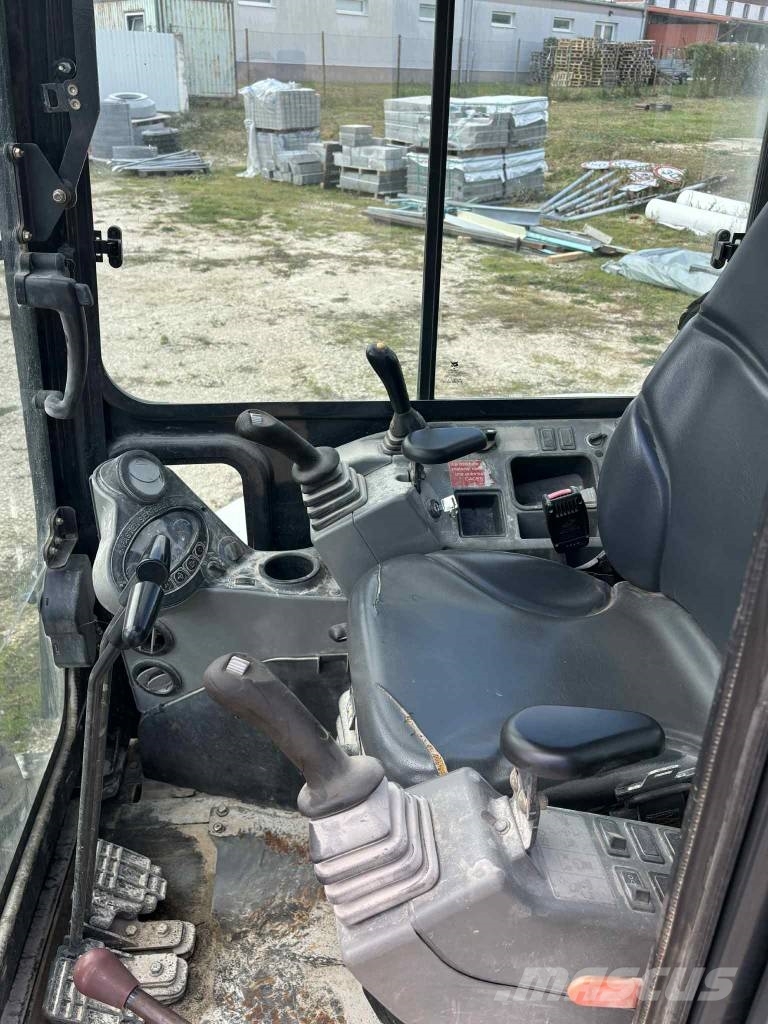 Bobcat E 32 Mini bageri < 7t