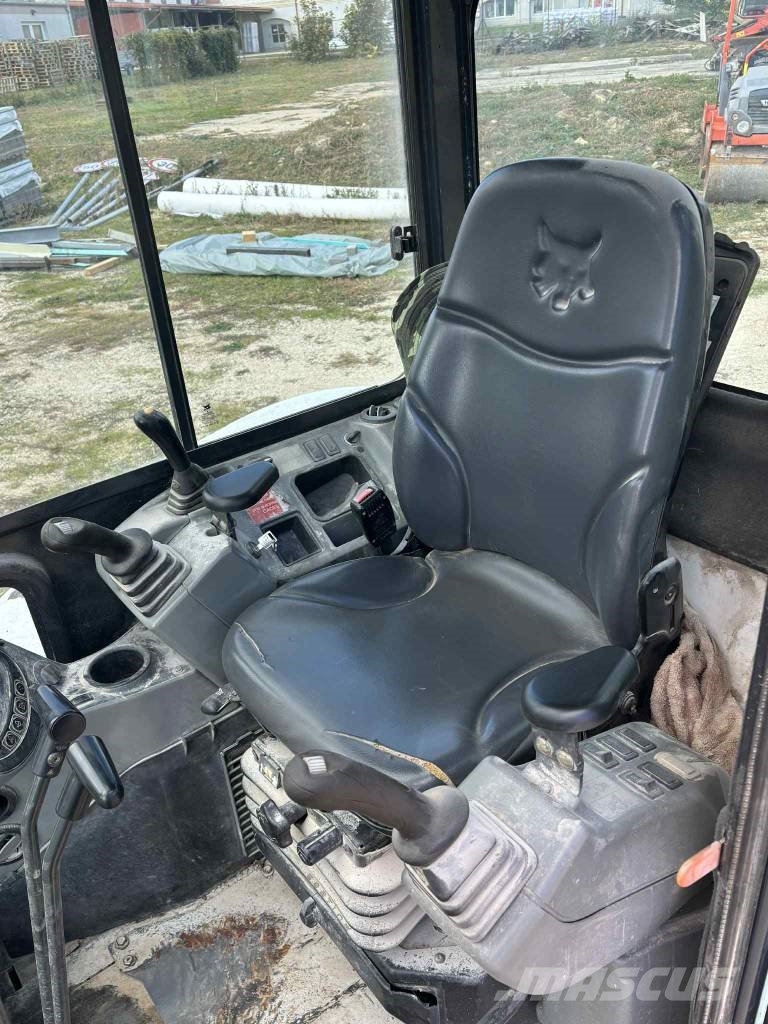 Bobcat E 32 Mini bageri < 7t