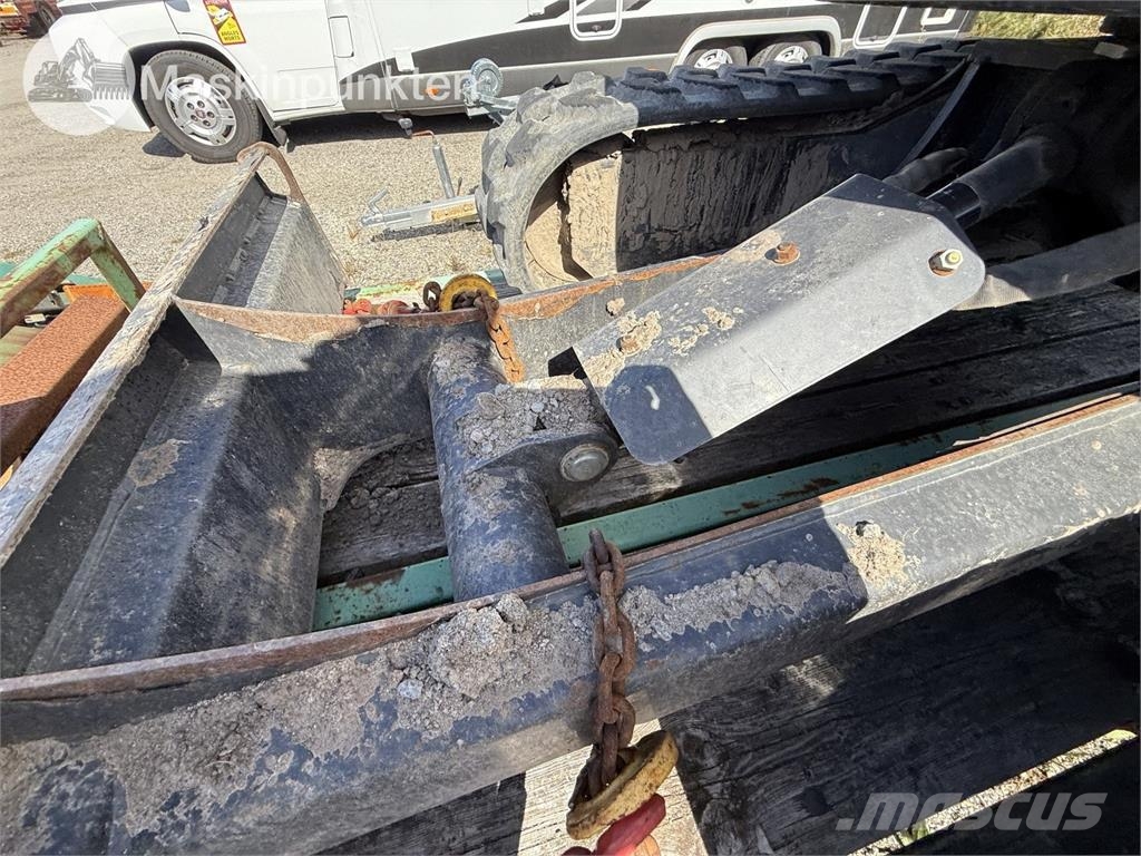 Bobcat E26 EM Mini kotrók < 7t