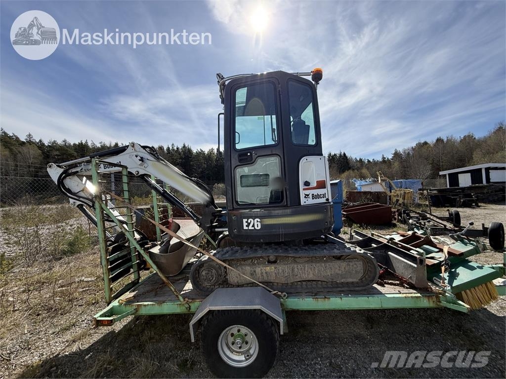 Bobcat E26 EM Mini kotrók < 7t