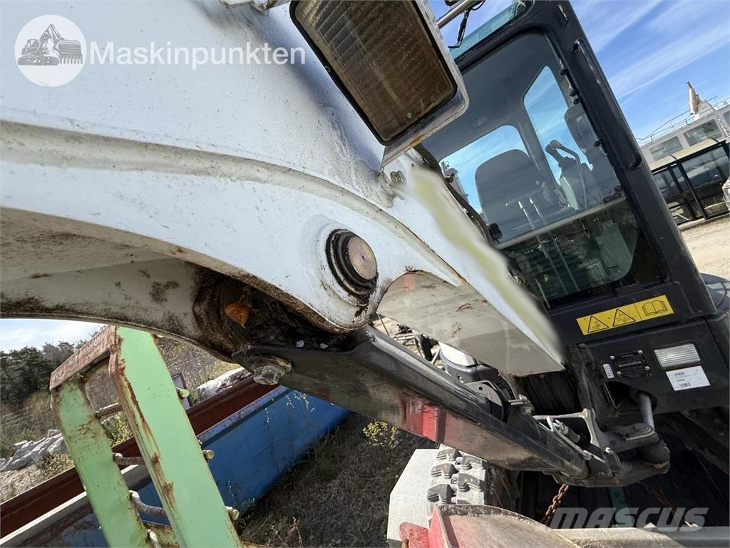 Bobcat E26 EM Mini kotrók < 7t