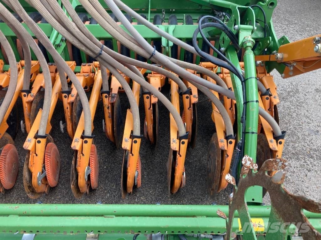 Amazone avant 6000 Mechanické sejačky