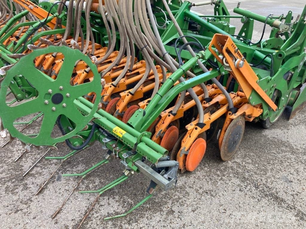 Amazone avant 6000 Mechanické sejačky