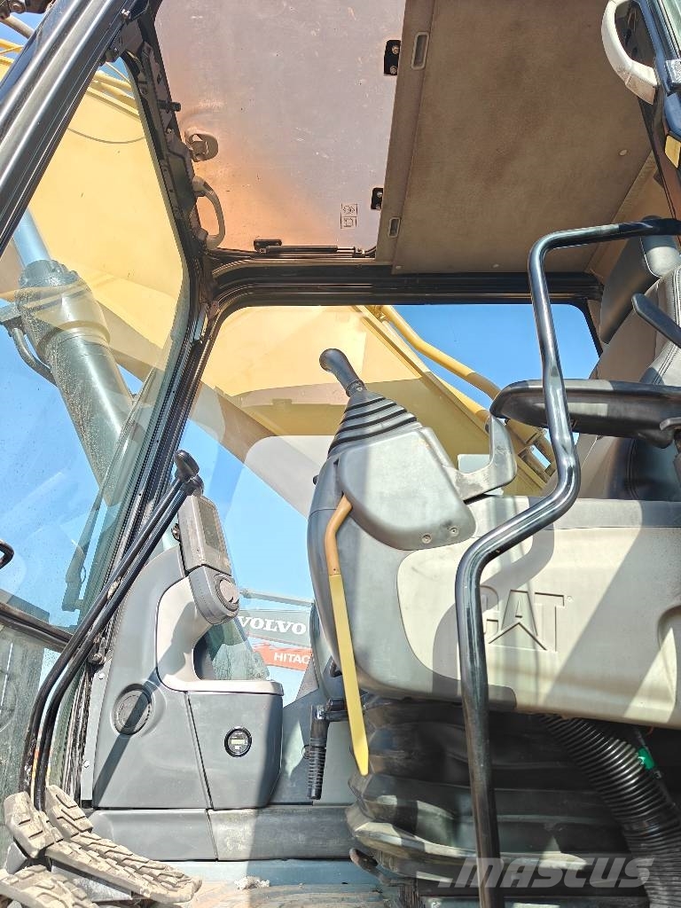 CAT 349D2 Escavadeiras de esteiras