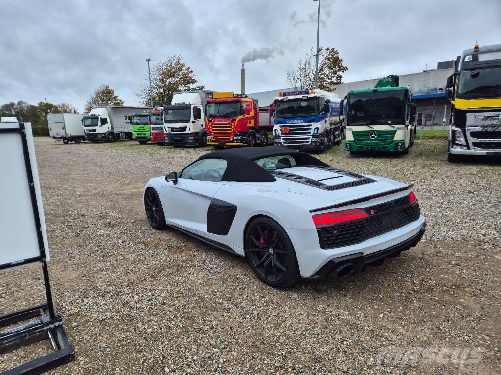 Audi R8 5.2 v10 620hk Performance Spyder Automobili