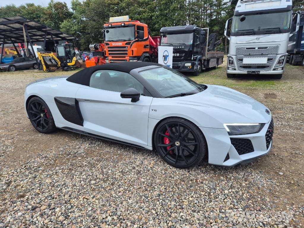 Audi R8 5.2 v10 620hk Performance Spyder Automobili