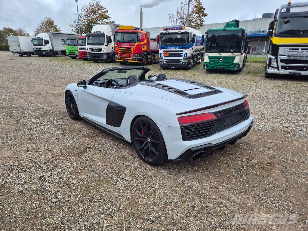 Audi R8 5.2 v10 620hk Performance Spyder Automobili