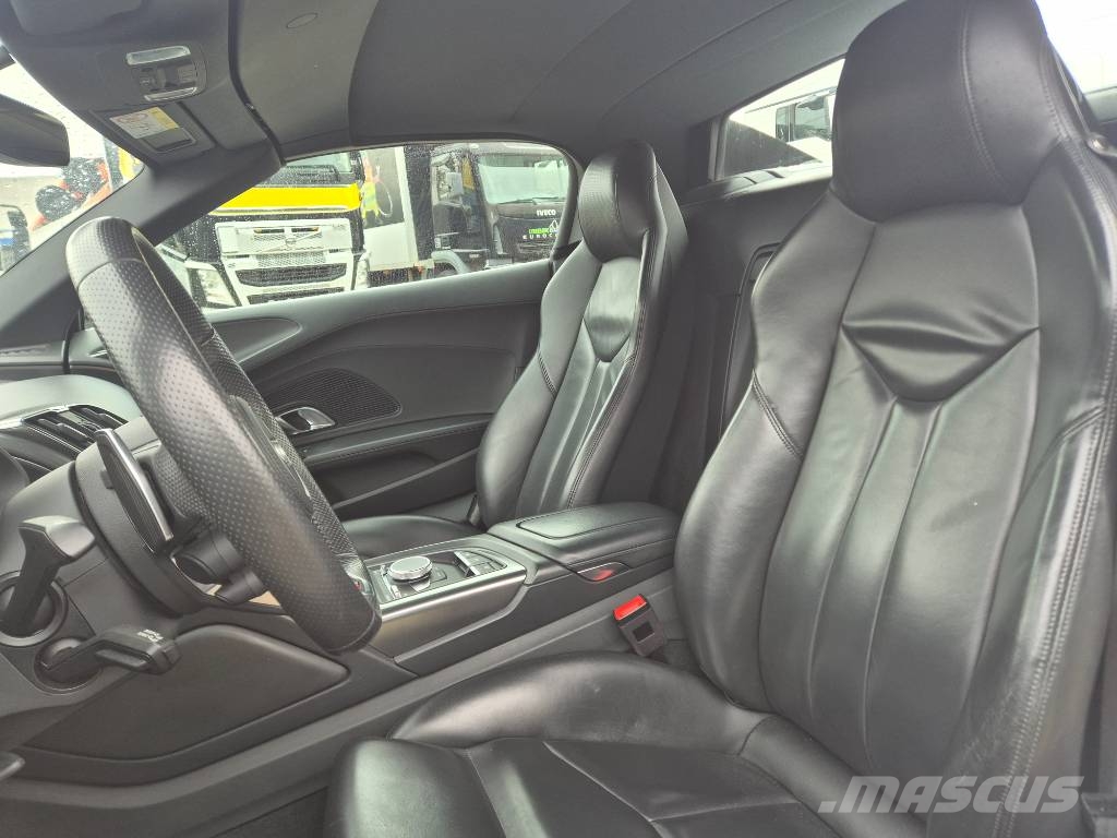 Audi R8 5.2 v10 620hk Performance Spyder Automobili