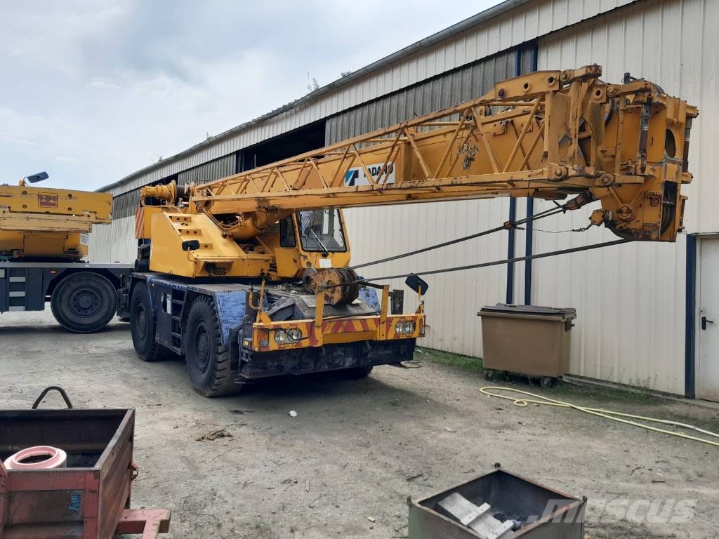 Tadano TR 250 E Ruw terrein kranen