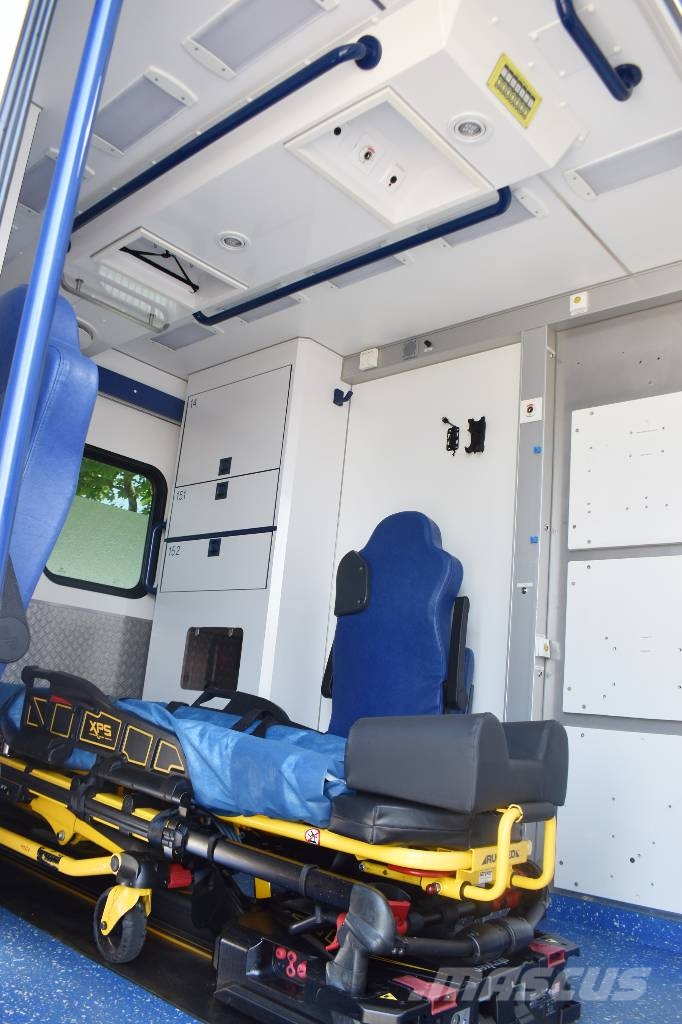 Mercedes-Benz Sprinter Fahrtec Rettungswagen Ambulanslar