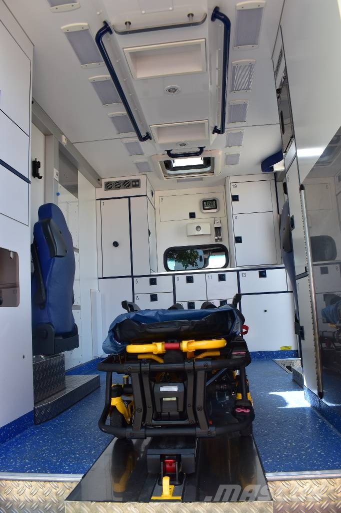 Mercedes-Benz Sprinter Fahrtec Rettungswagen Ambulanslar