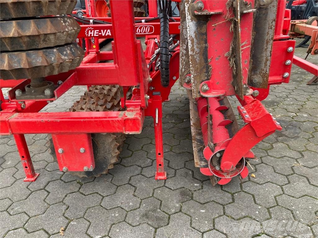 He-Va Front Roller 600 معدات العناية بالأرض - غير ذلك