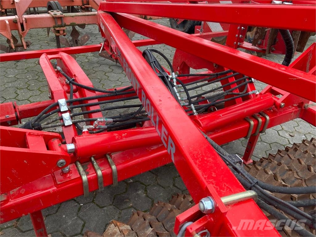 He-Va Front Roller 600 معدات العناية بالأرض - غير ذلك