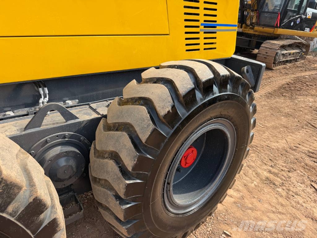 XCMG GR1803 معدات تمهيد الطرق