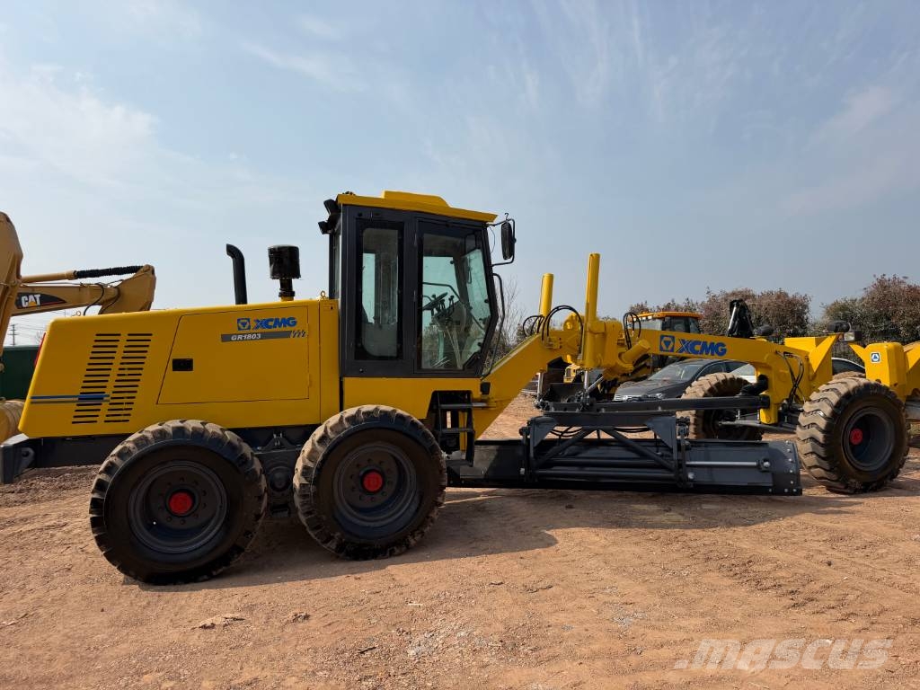 XCMG GR1803 معدات تمهيد الطرق